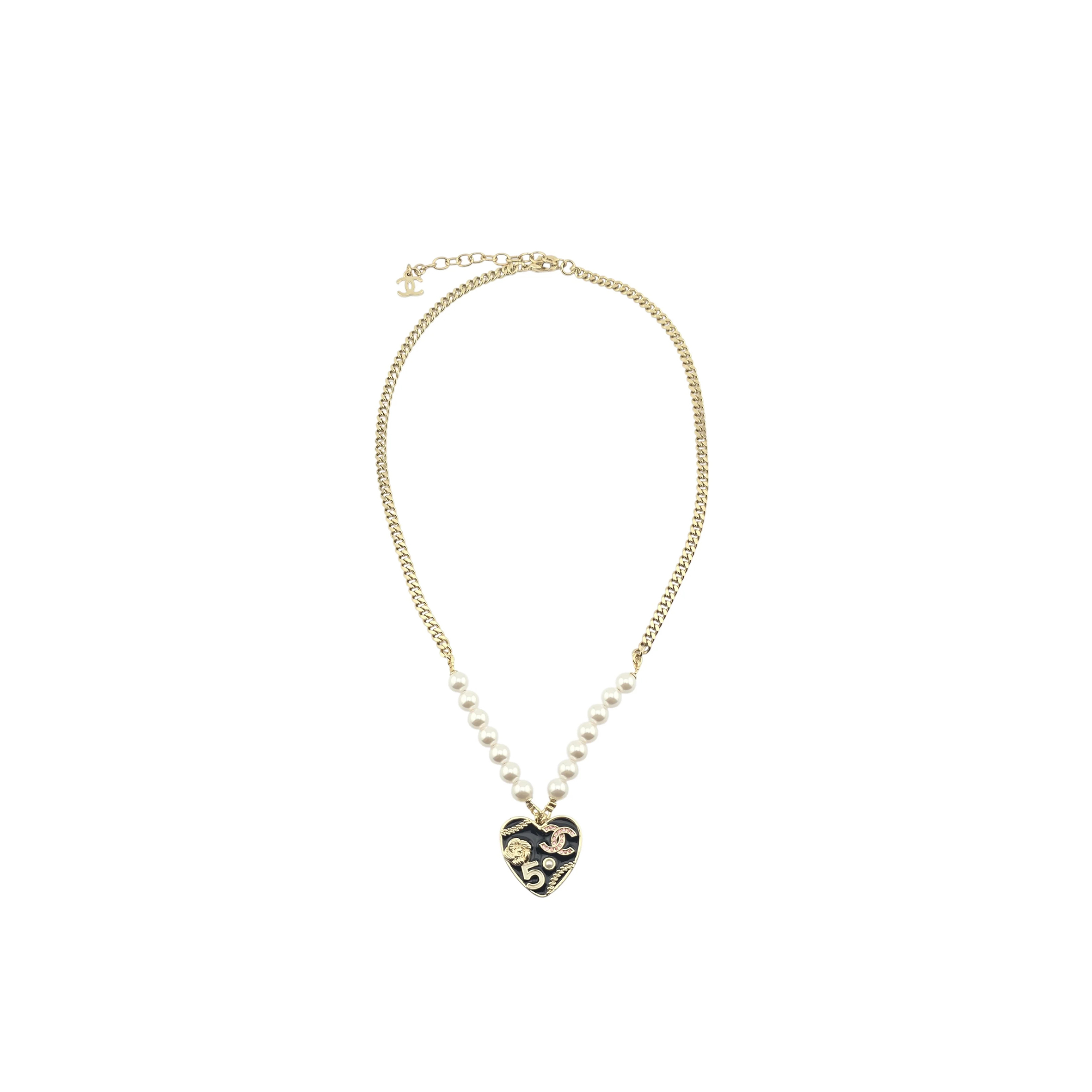 CHANEL CC BLACK ENAMEL HEART NECKLACE 